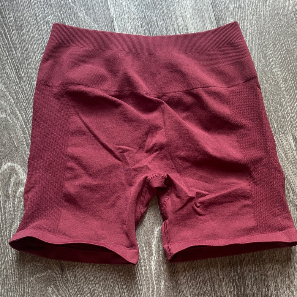Aurola Maroon Shorts